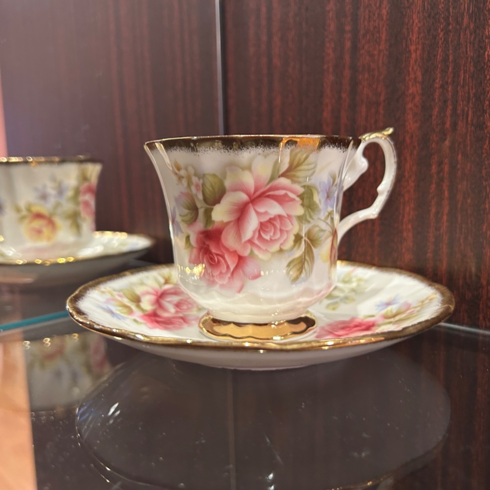 Queen's Staffordshire English Fine Bone China A Crownford Product Cup & Saucer - Picture 2 of 8